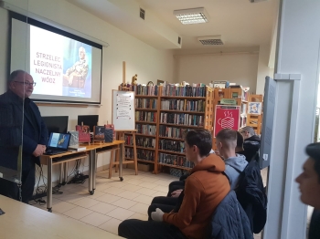 ac252aa0-5f91-4260-a7f6-e223ab1040a6