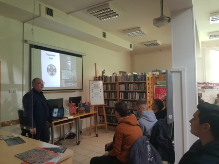 Wyjscie klasy 2TS do biblioteki Filii nr 7 WIMBP w Rzeszowie